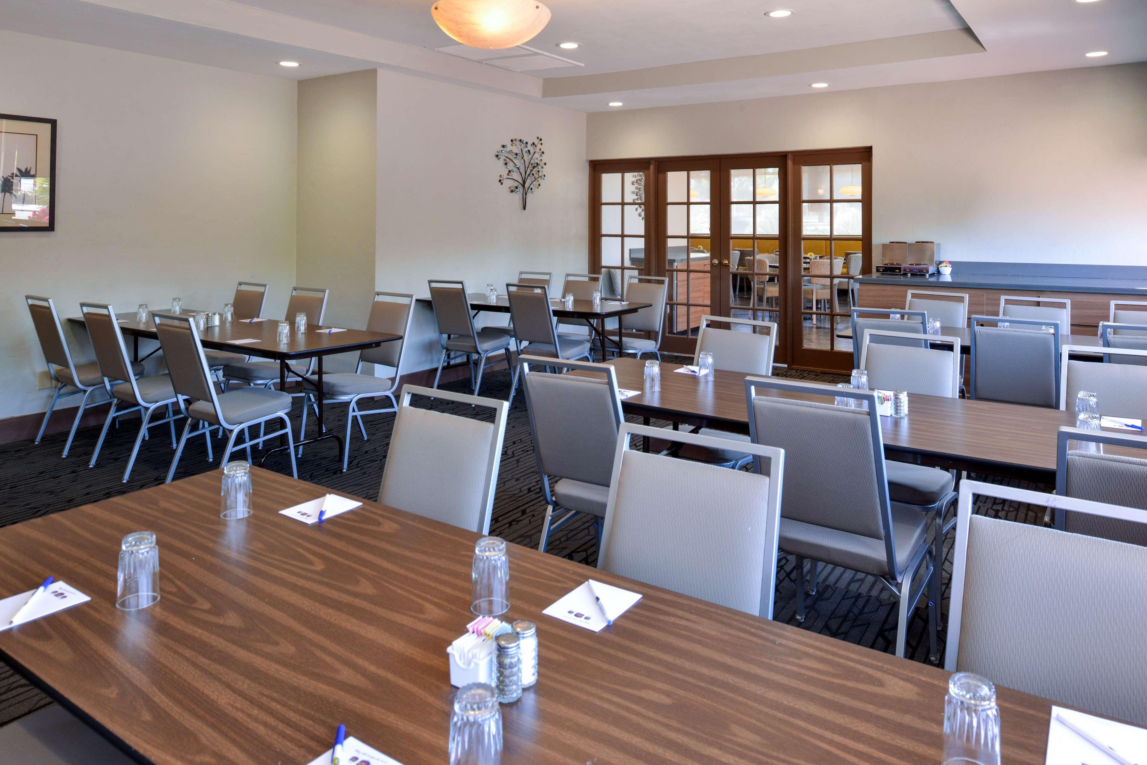Best Western Royal Sun Inn & Suites Tucson Exteriör bild