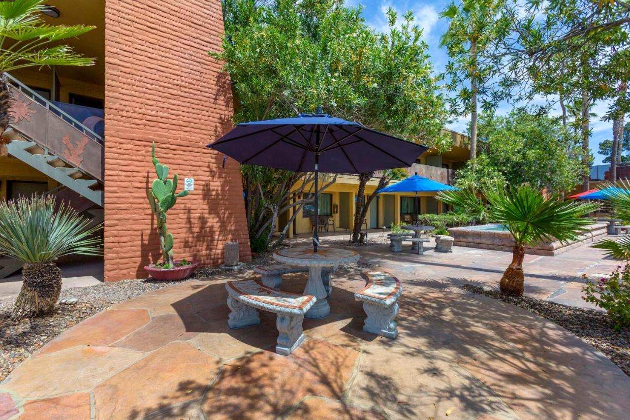 Best Western Royal Sun Inn & Suites Tucson Exteriör bild